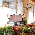 Landgasthof Frankentor Motel 3*
