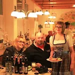 Landgasthof Frankentor Motel Wasserlosen
