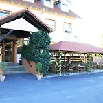Landgasthof Frankentor Motel 3*